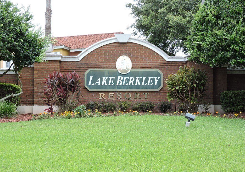 Photo of Others in Lake Berkley