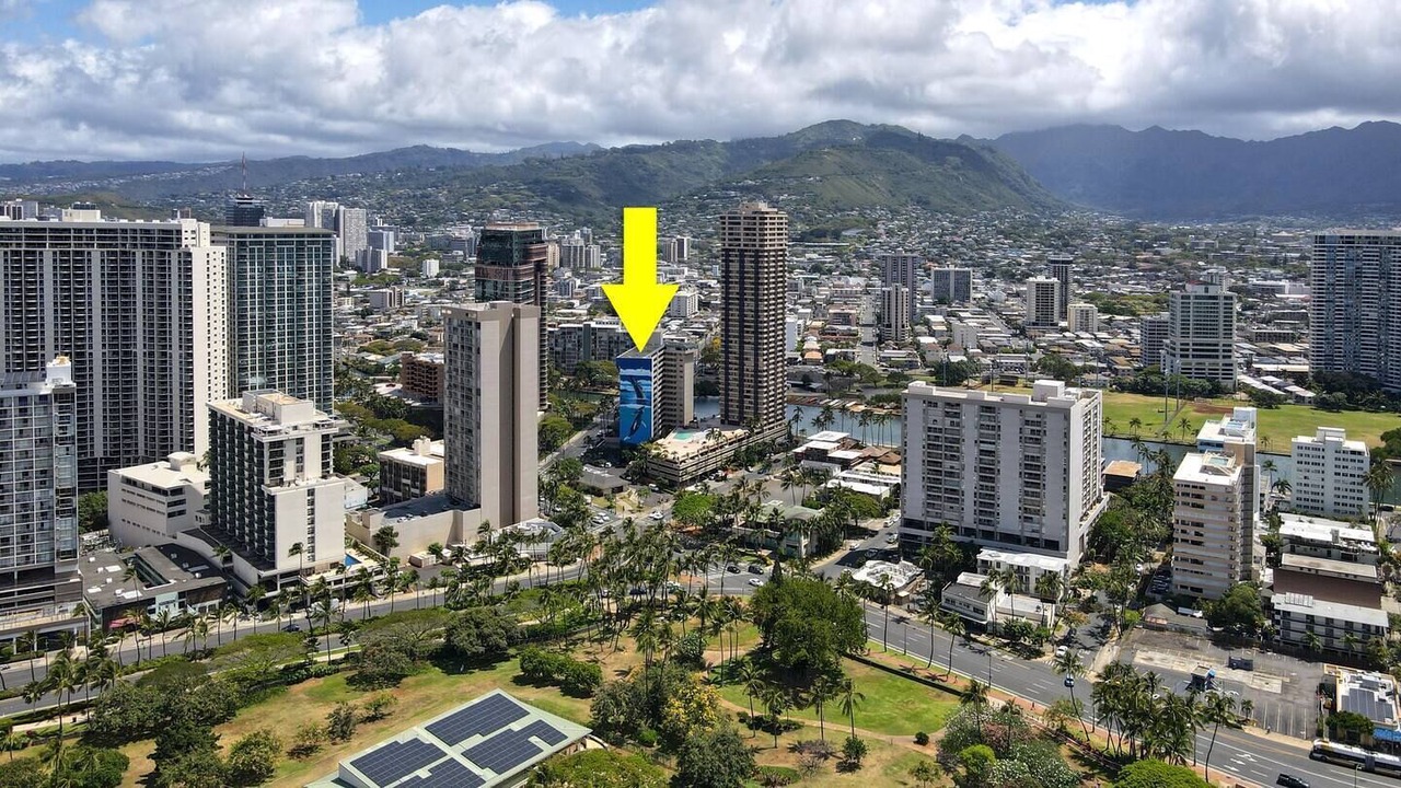 Photo of Outdoor in McCully - Moiliili