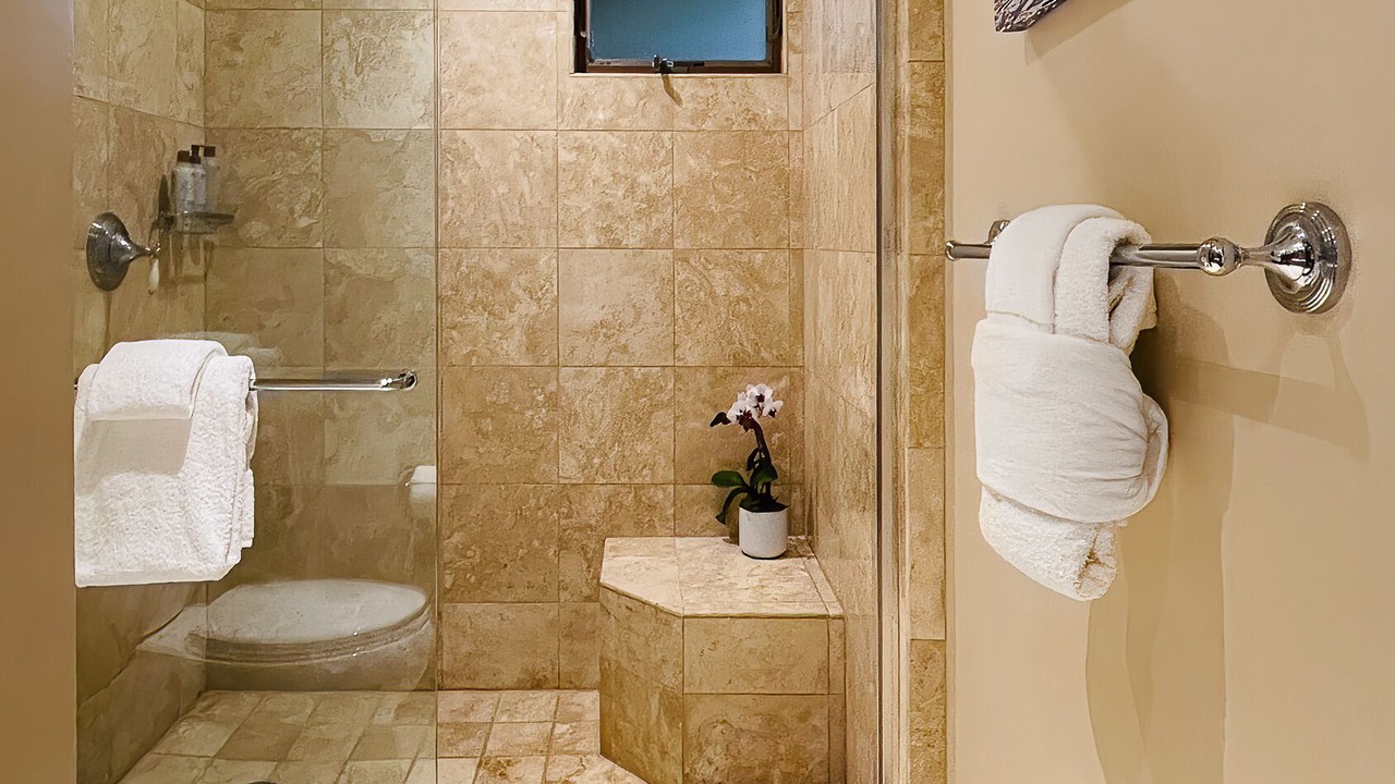 Photo of Bathroom in Kaupulehu