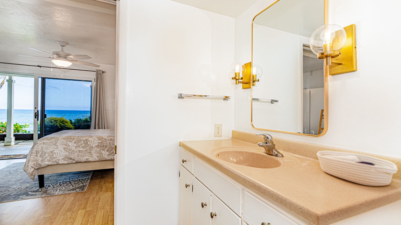 Photo of Bathroom in Kapoho