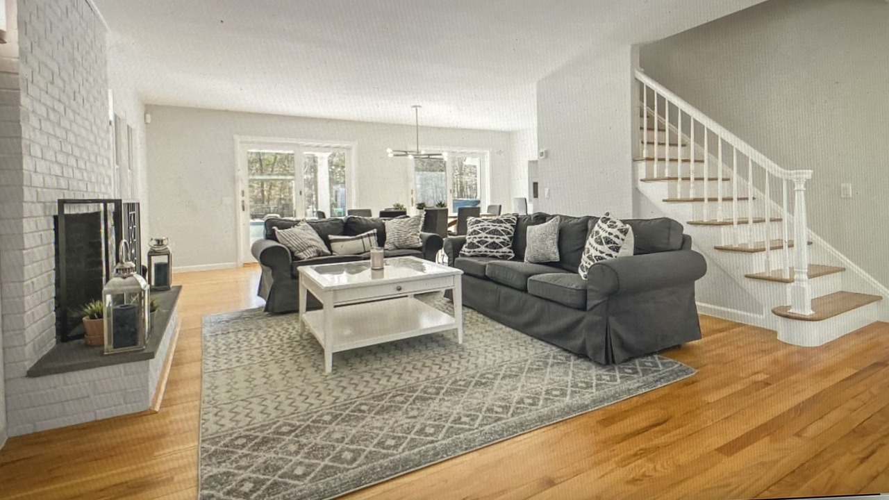 Photo of Livingroom in East Hampton