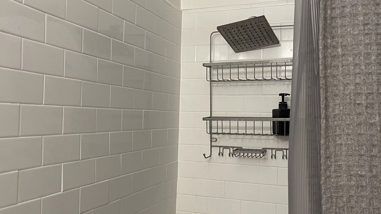 Photo of Bathroom in Pico-Union