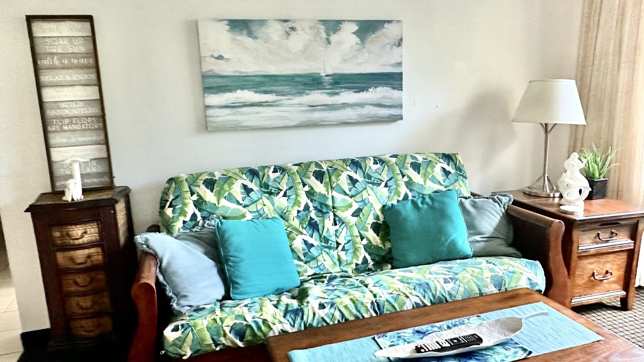 Photo of Livingroom in Diamond Head - Kapahulu - St. Louis