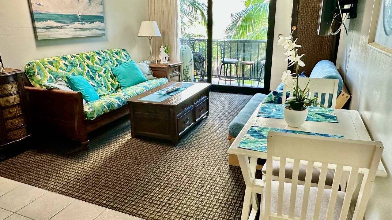 Photo of Livingroom in Diamond Head - Kapahulu - St. Louis