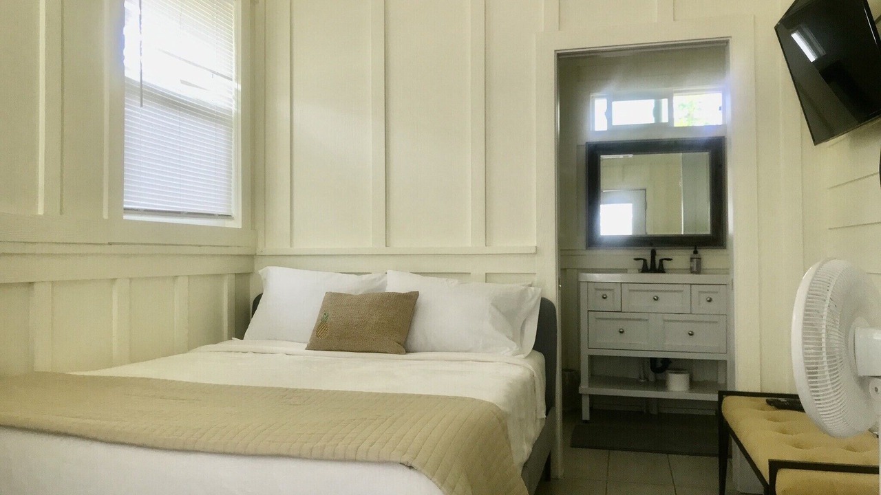 Photo of Bedroom in Laie