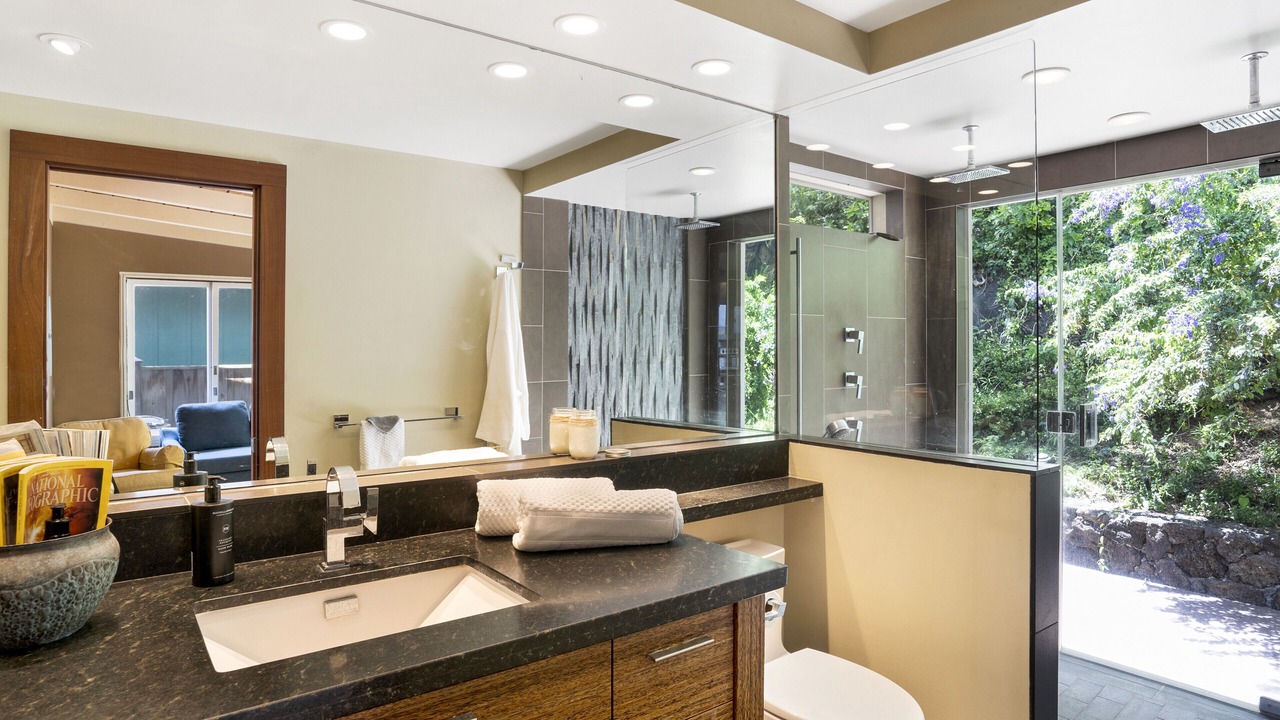 Photo of Bathroom in Lanikai