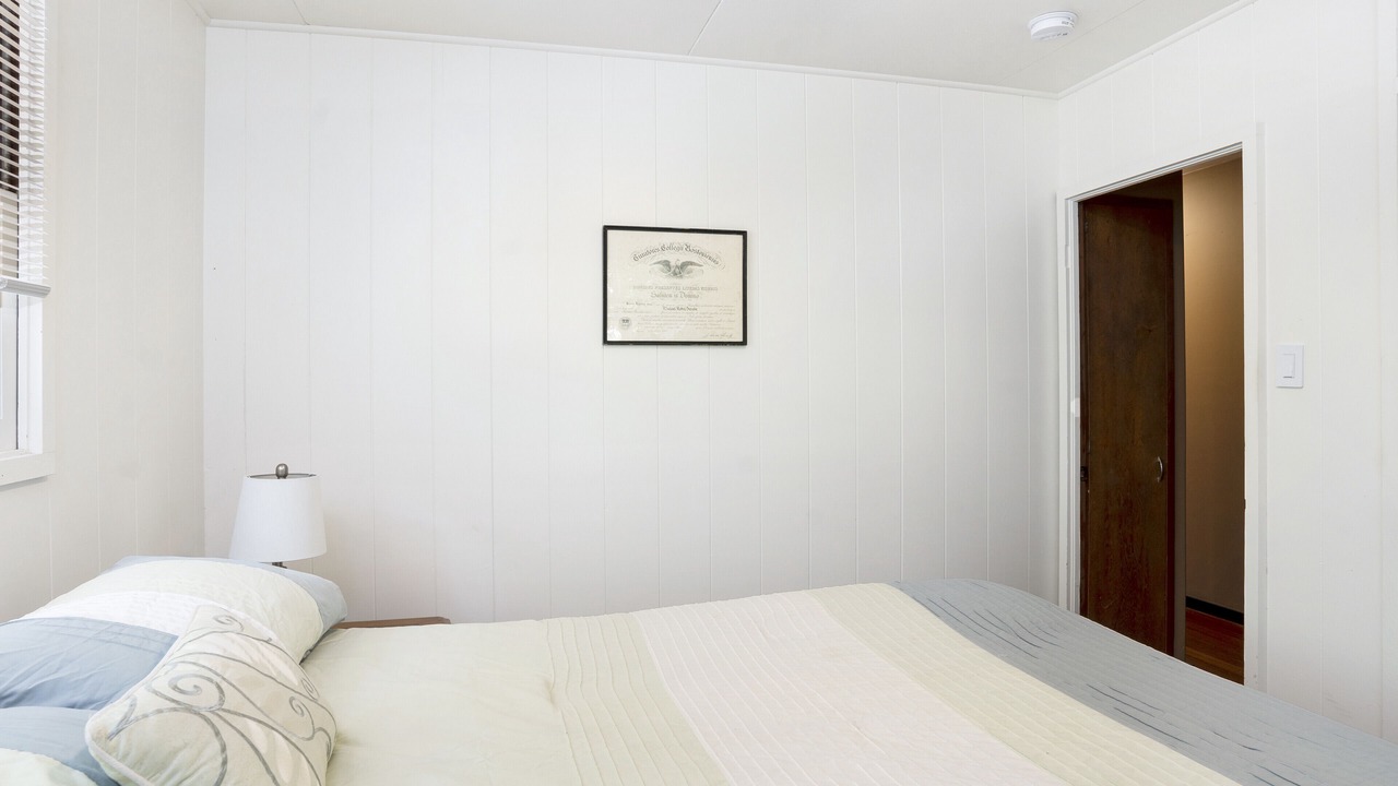 Photo of Bedroom in Lanikai