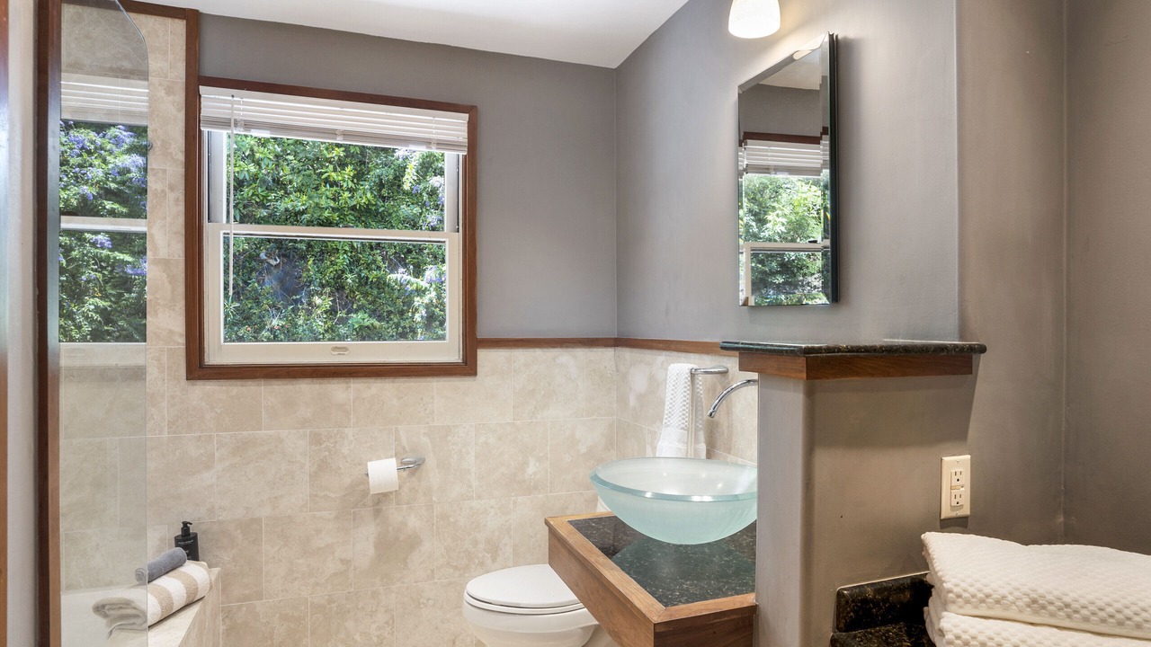 Photo of Bathroom in Lanikai