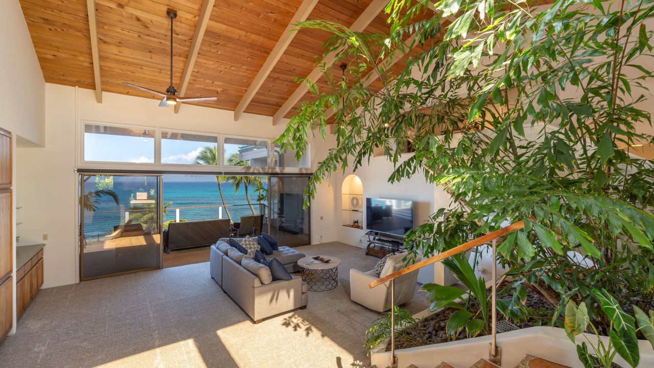 Photo of Livingroom in Napili