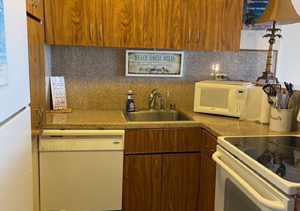 Photo of Kitchen in Makaha