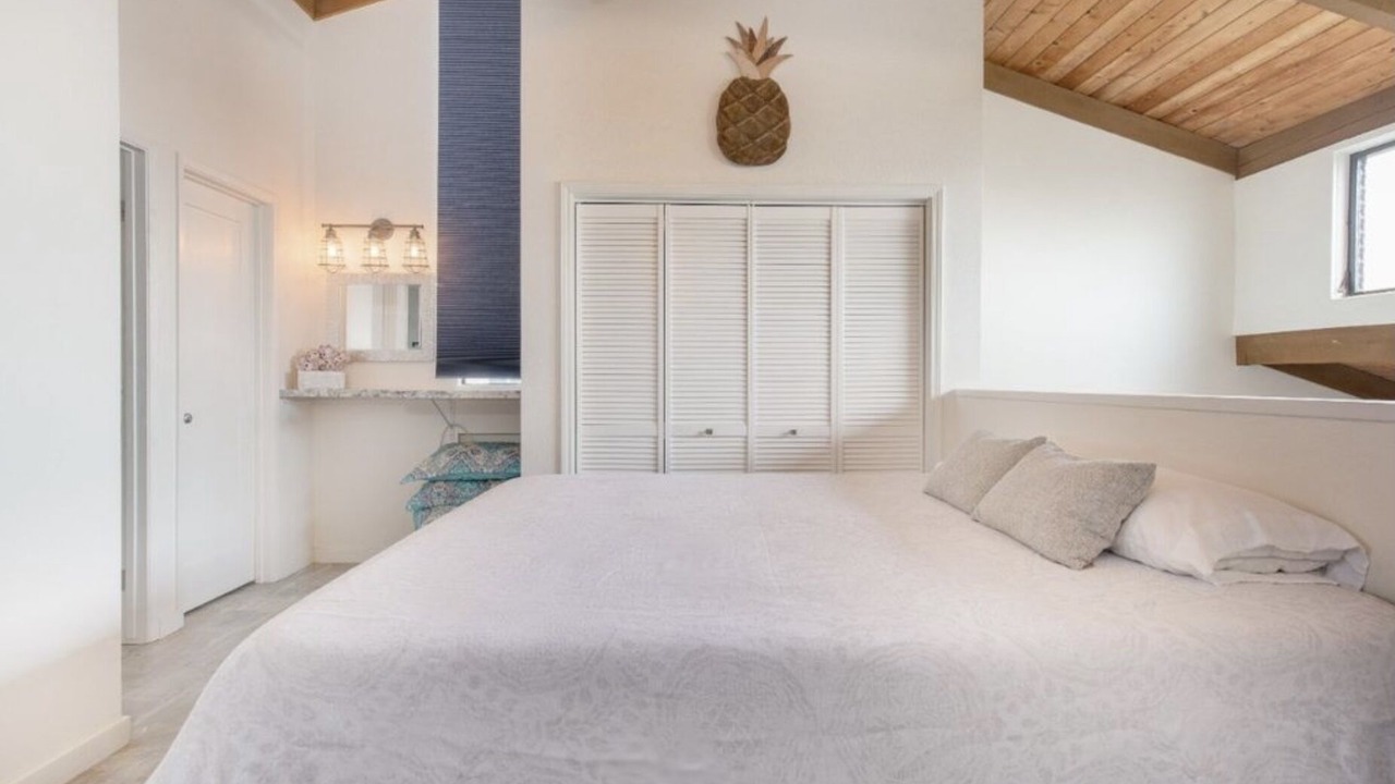 Photo of Bedroom in Historic Kailua Village