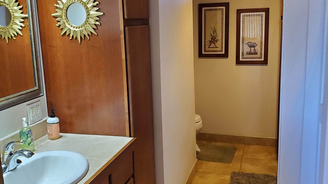 Photo of Bathroom in Maunaloa