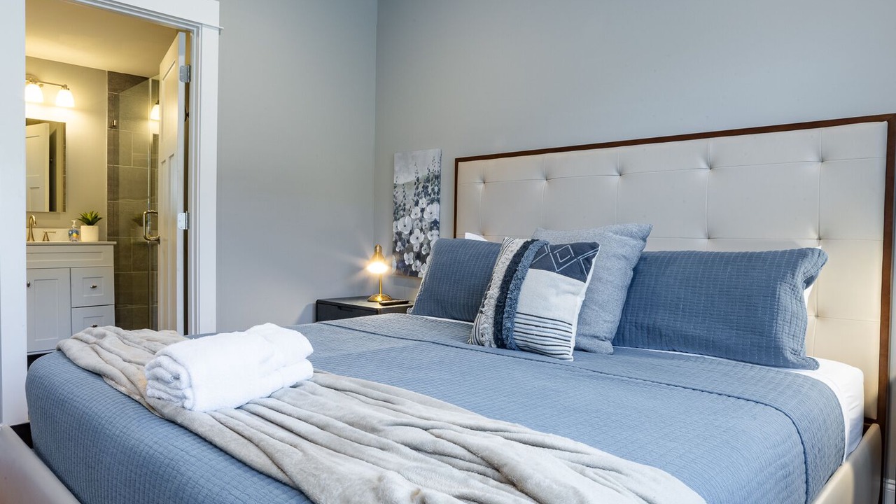Photo of Bedroom in Woodfin