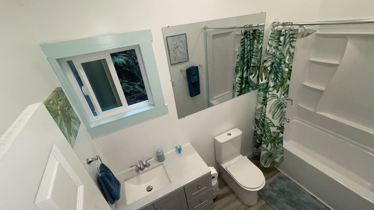 Photo of Bathroom in Keaau