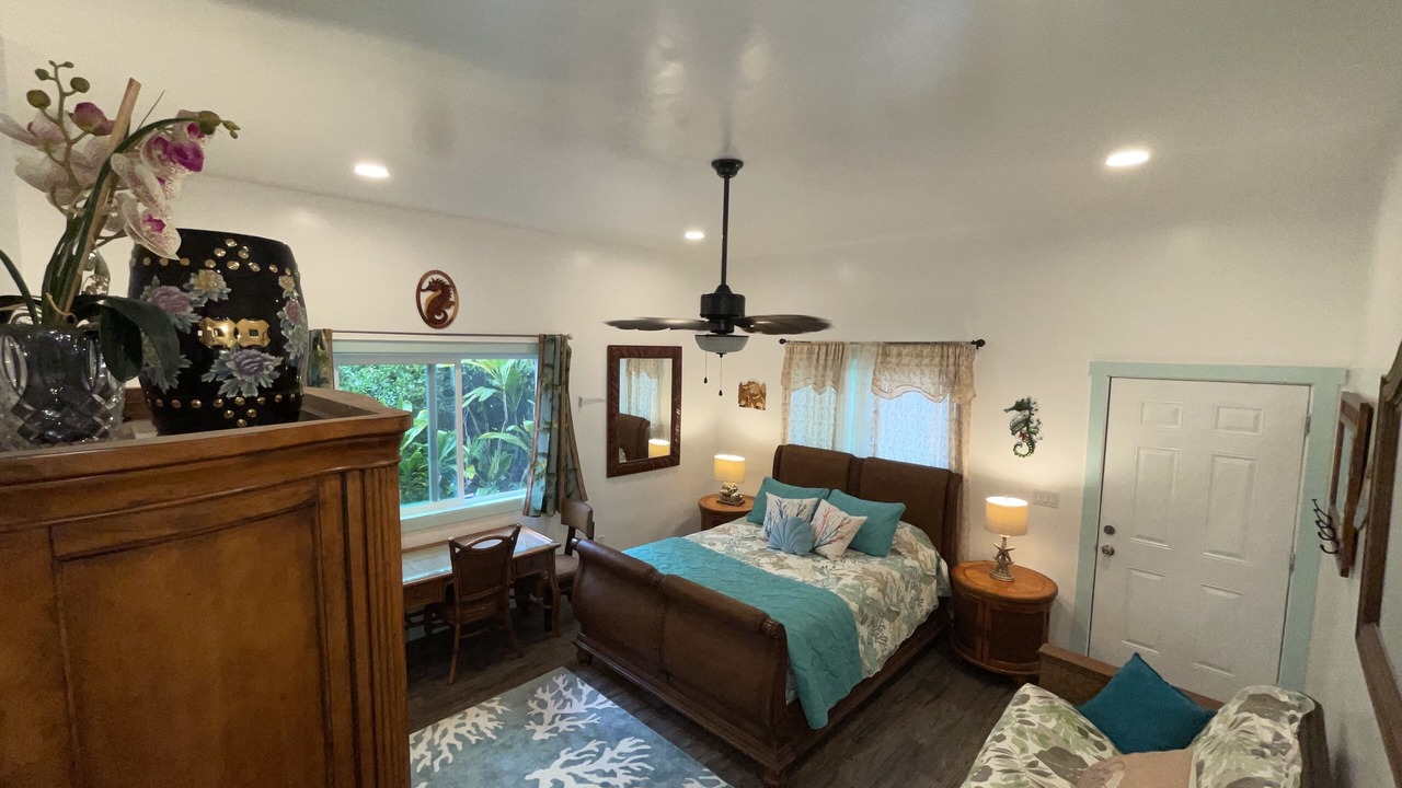 Photo of Bedroom in Keaau