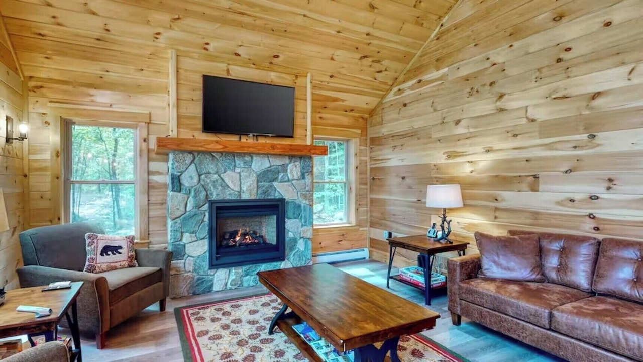 Photo of Livingroom in Carrabassett Valley
