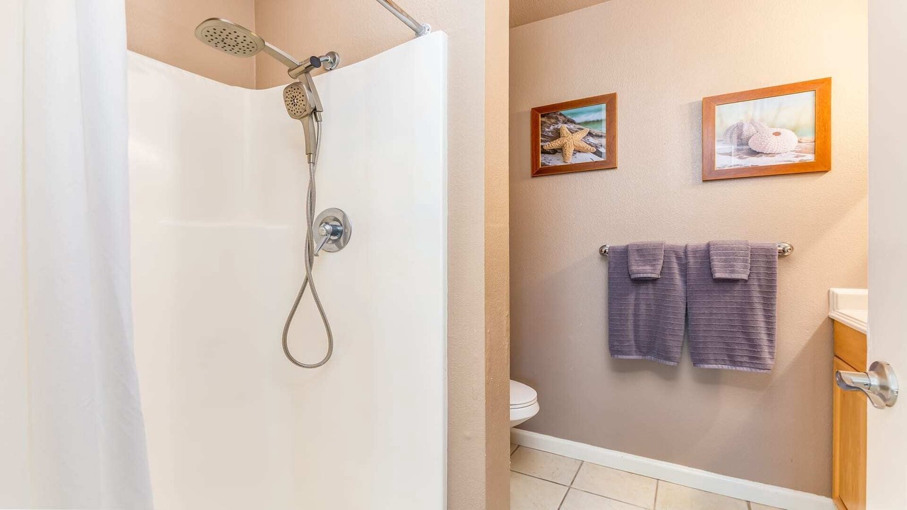 Photo of Bathroom in Kahuku