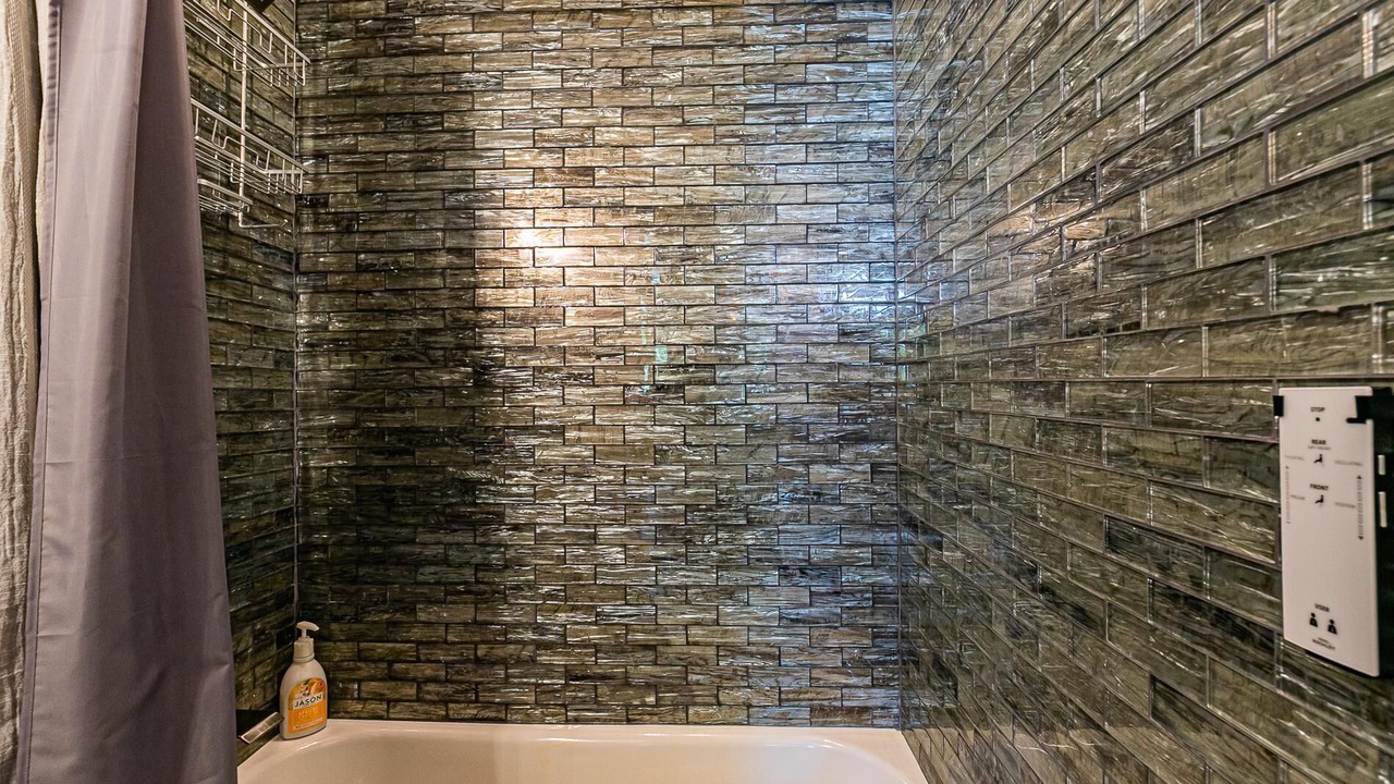Photo of Bathroom in Kehena Beach Estates