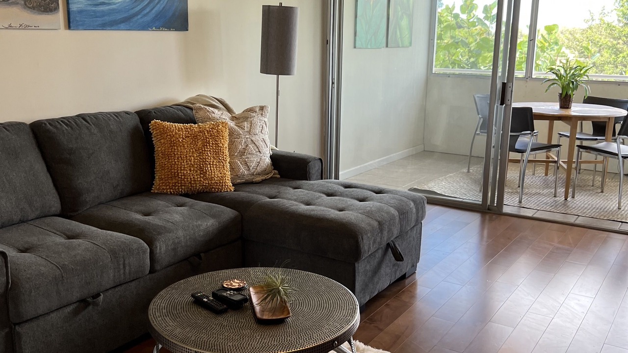 Photo of Livingroom in Diamond Head - Kapahulu - St. Louis