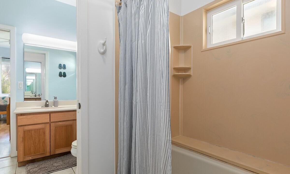 Photo of Bathroom in Laie