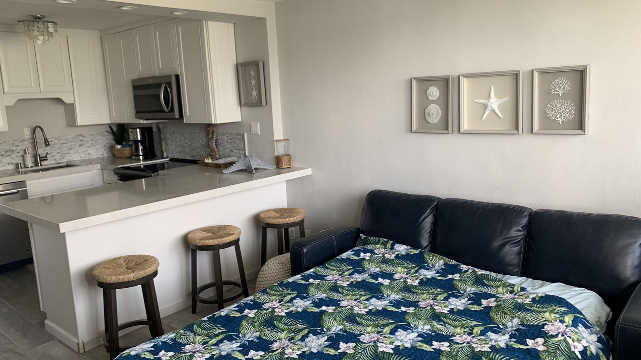 Photo of Kitchen in Makaha