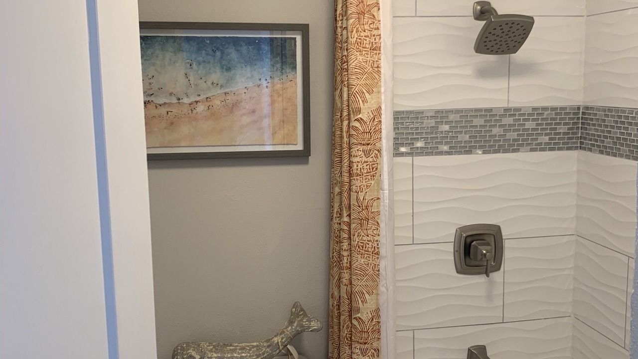 Photo of Bathroom in Makaha