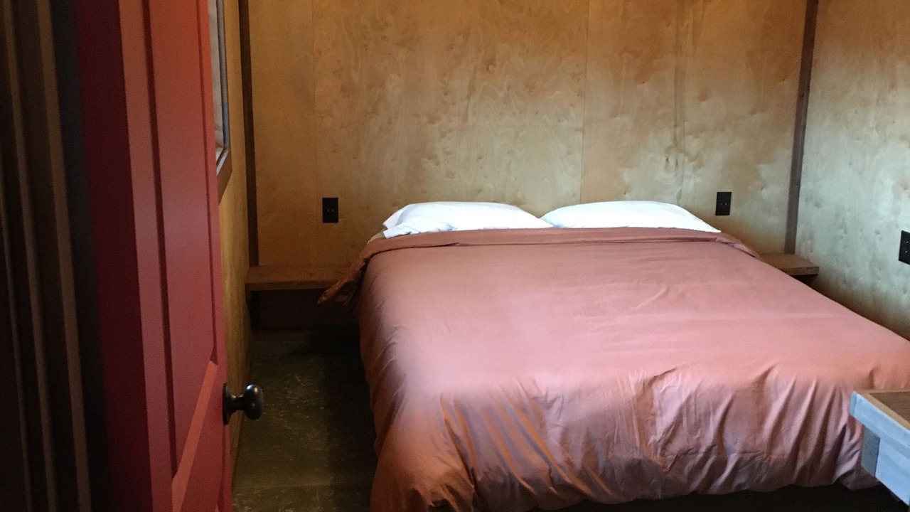 Photo of Bedroom in Kona Gardens Estates