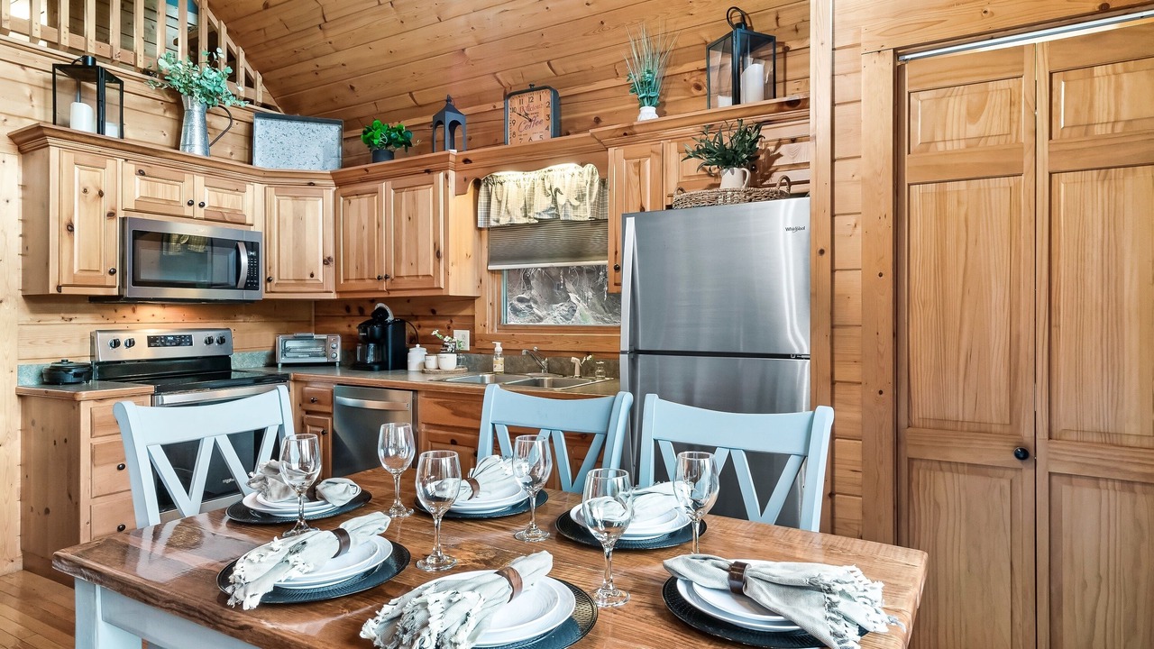 Photo of Kitchen in Black Bear Falls