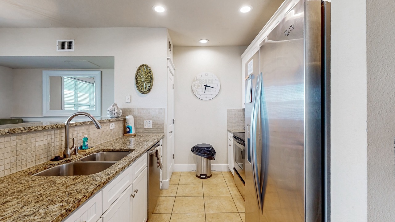 Photo of Kitchen in Red Fish Cove