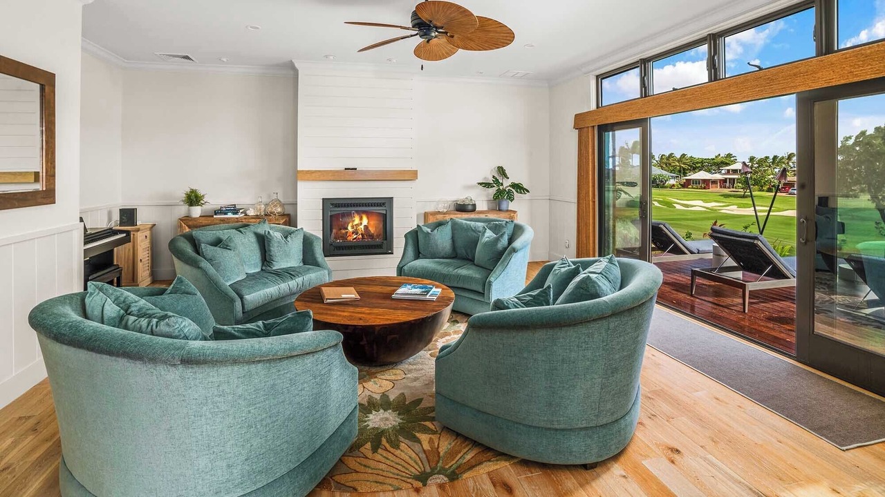 Photo of Livingroom in Poipu