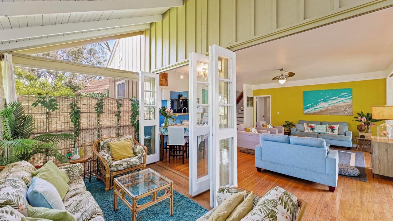 Photo of Livingroom in Maunaloa