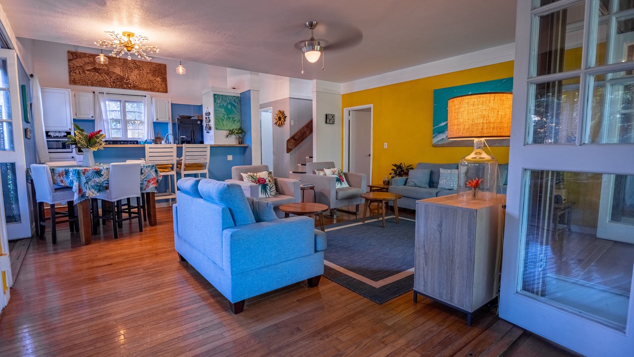 Photo of Livingroom in Maunaloa