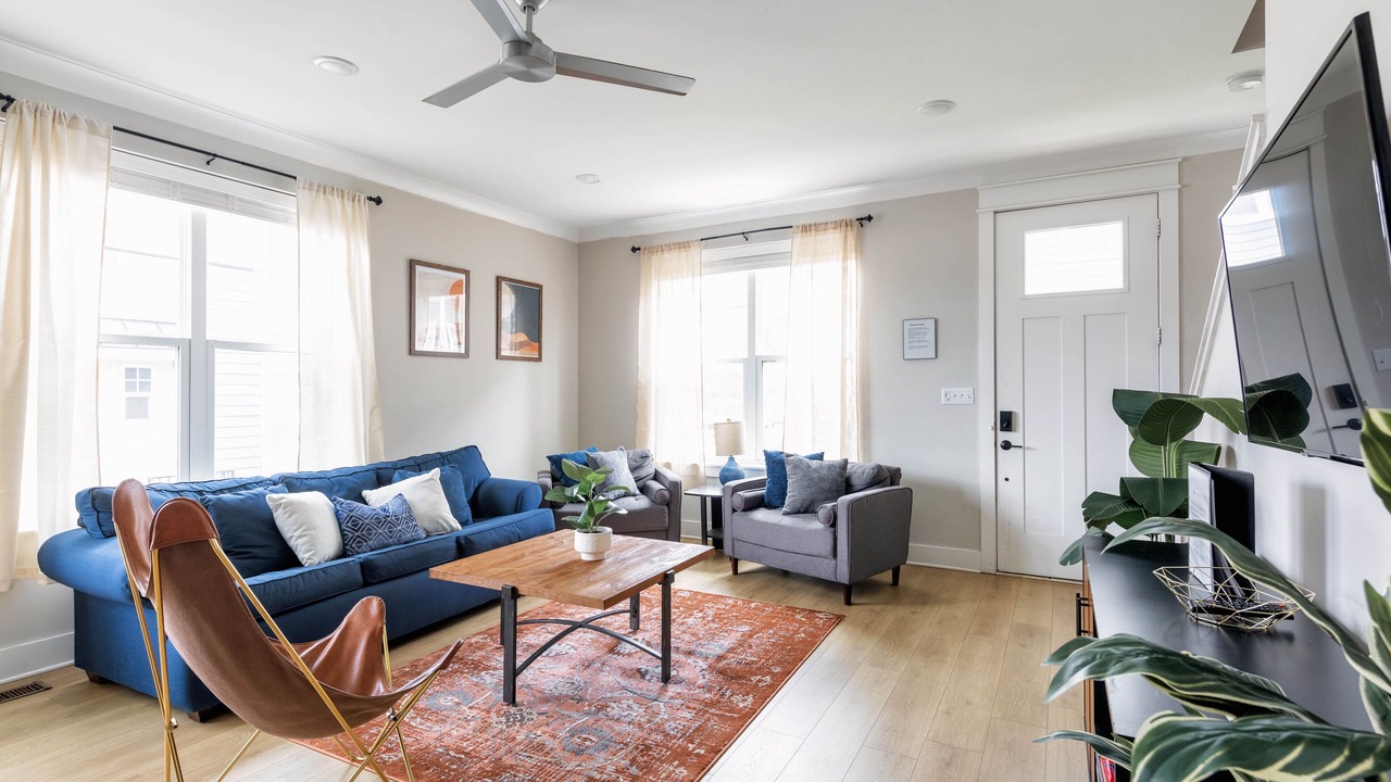 Photo of Livingroom in Talbot's Corner