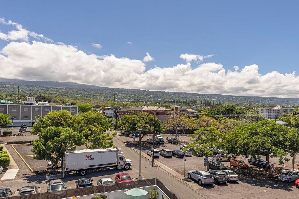 Photo of Others in Historic Kailua Village