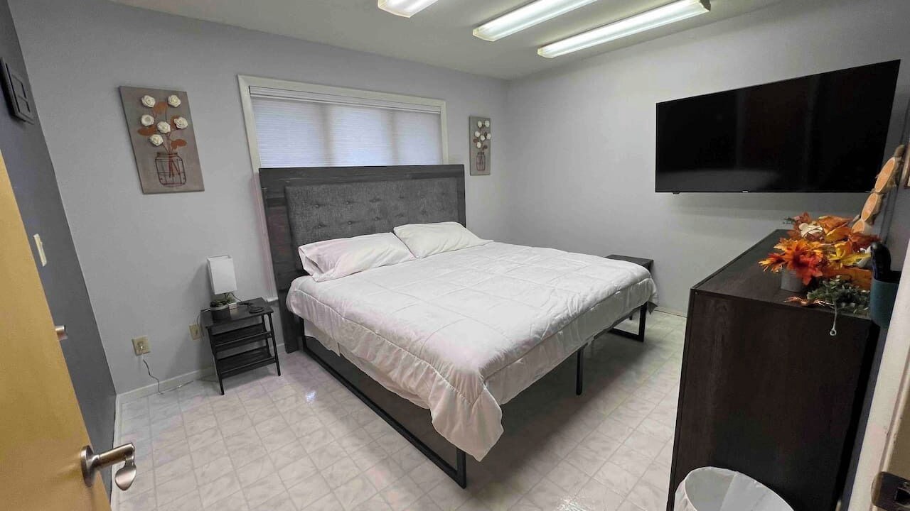 Photo of Bedroom in West Lawn