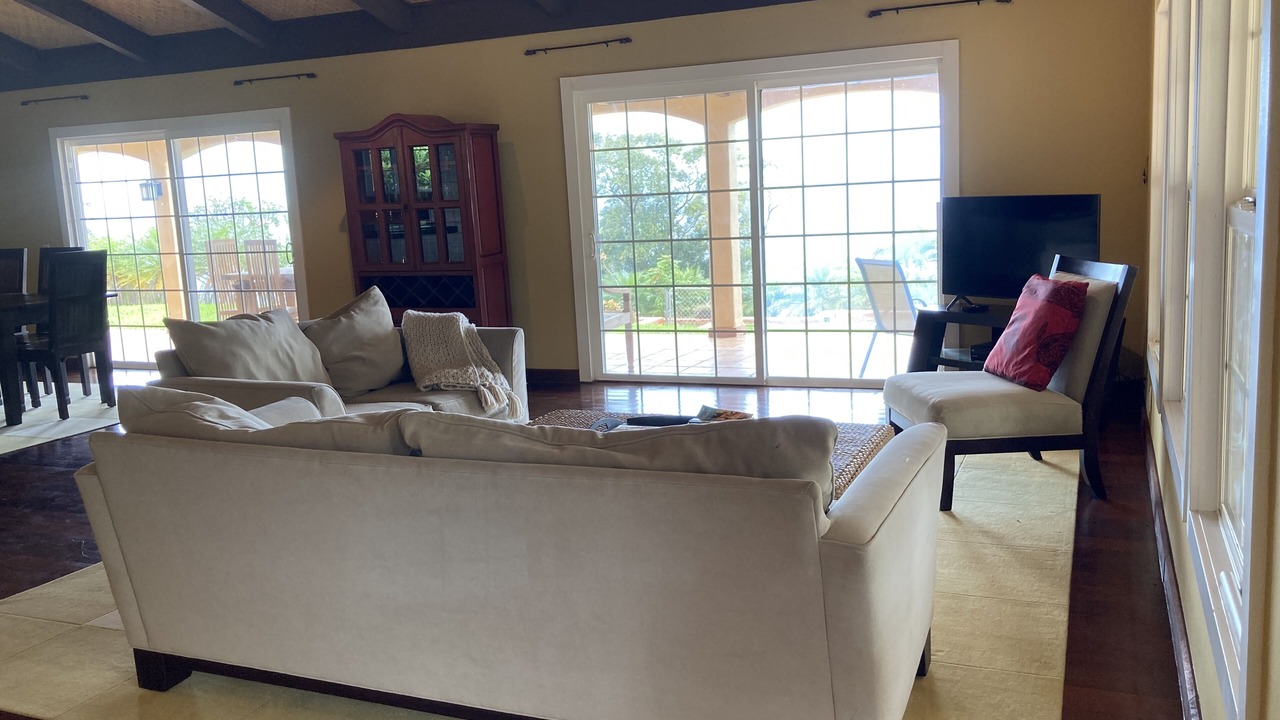 Photo of Livingroom in Ninole