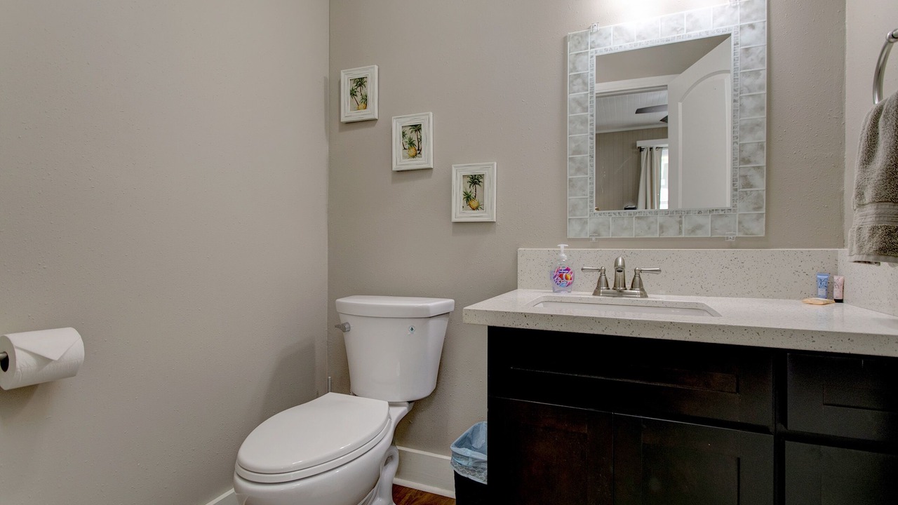 Photo of Bathroom in Hakalau