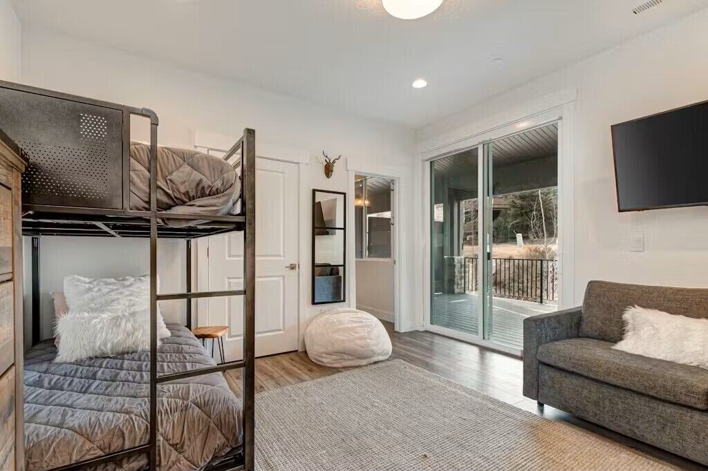 Photo of Bedroom in Pinebrook