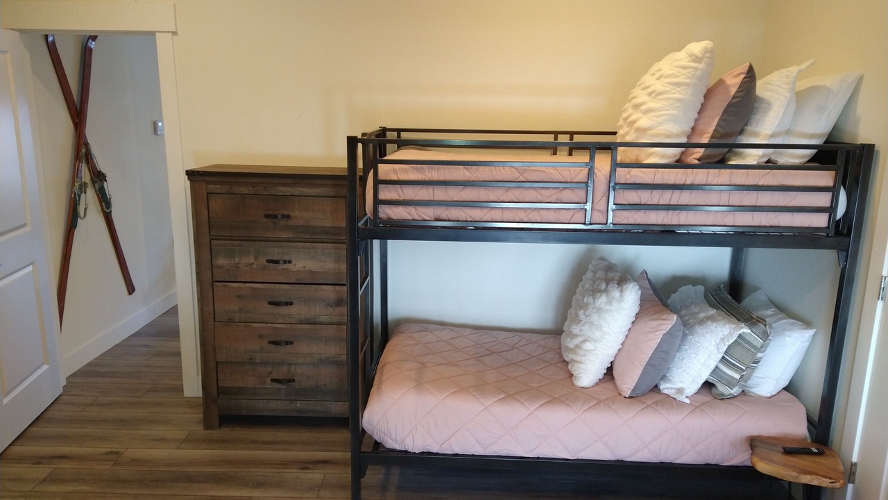 Photo of Bedroom in Pinebrook