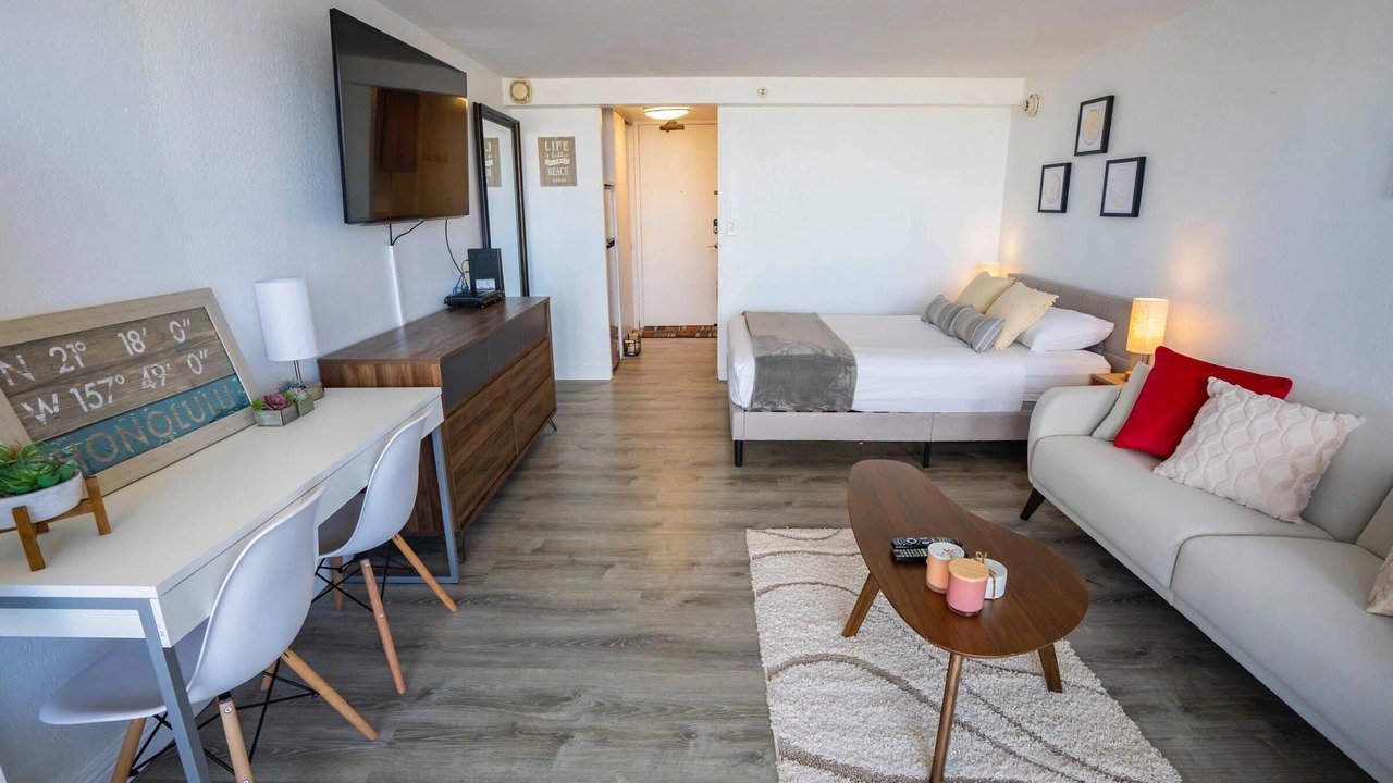 Photo of Bedroom in Waikiki