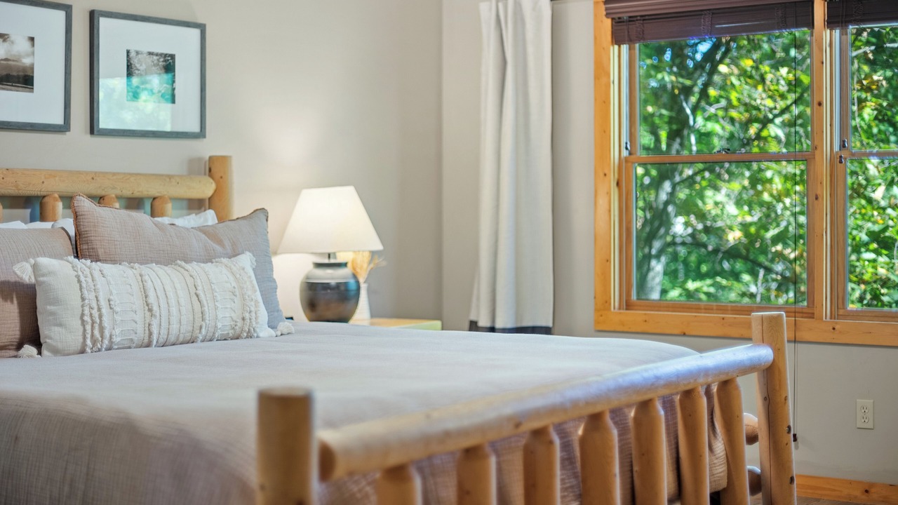 Photo of Bedroom in Black Bear Falls