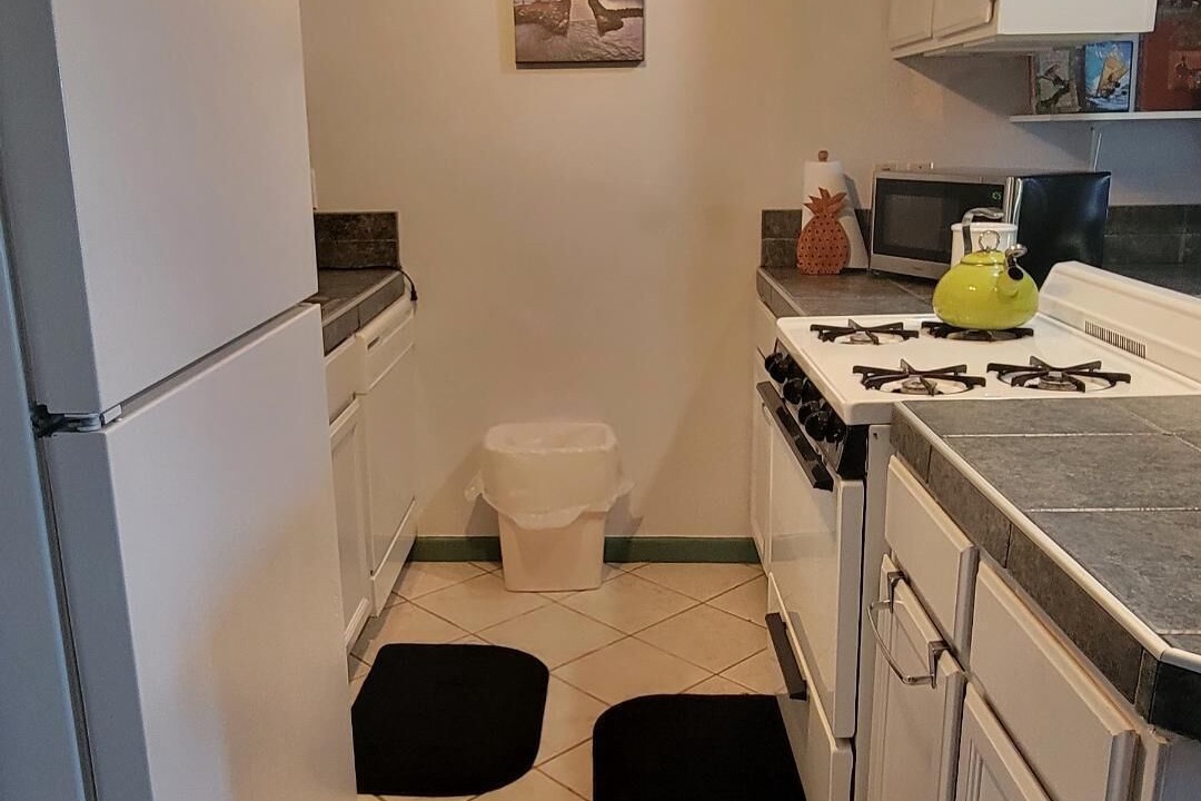 Photo of Kitchen in Kaunakakai