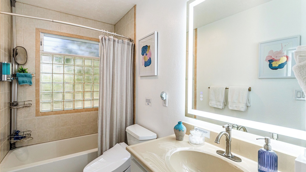 Photo of Bathroom in Keaau