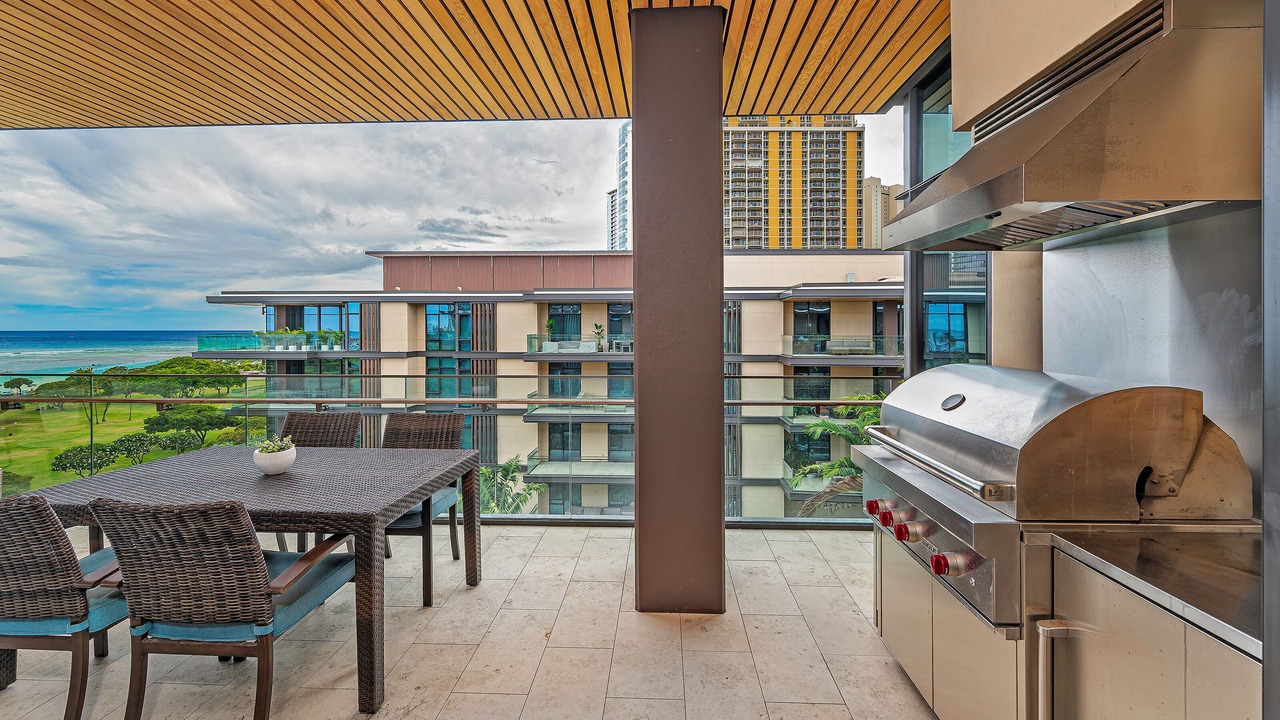 Photo of Patio Balcony in Ala Moana