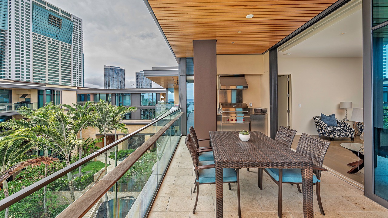 Photo of Patio Balcony in Ala Moana