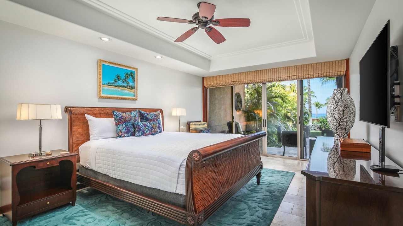 Photo of Bedroom in Kaupulehu