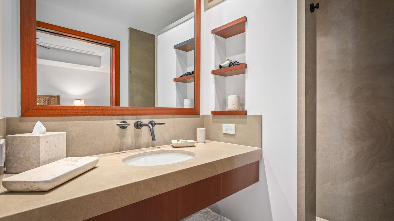 Photo of Bathroom in Kaupulehu