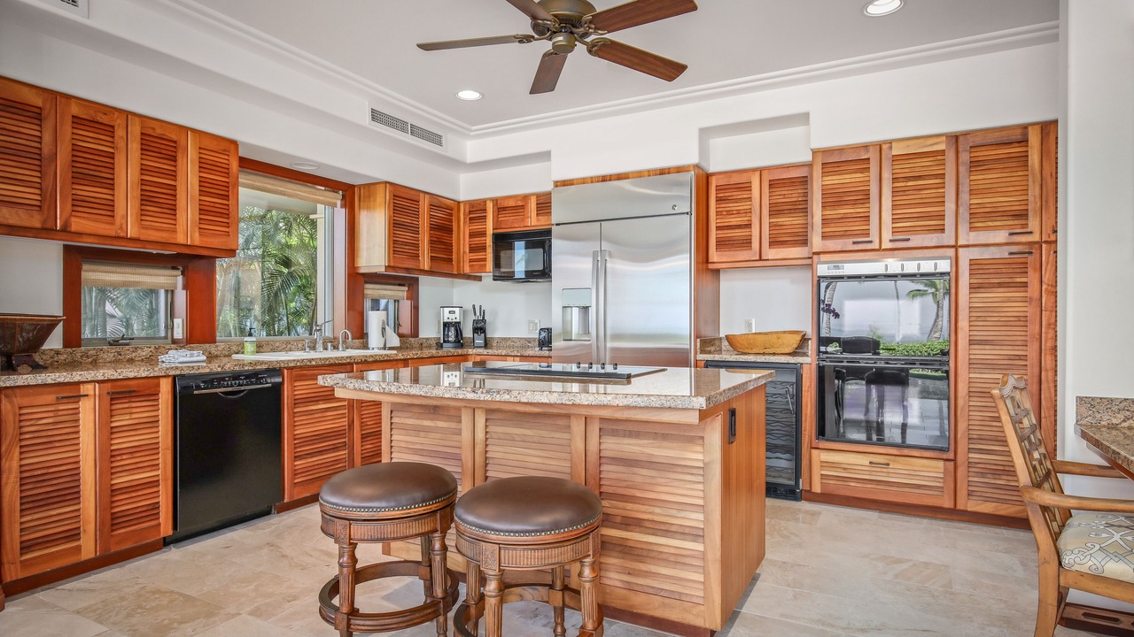 Photo of Kitchen in Kaupulehu