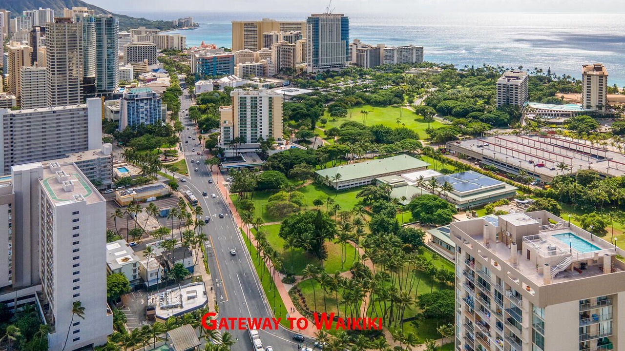 Photo of Outdoor in McCully - Moiliili