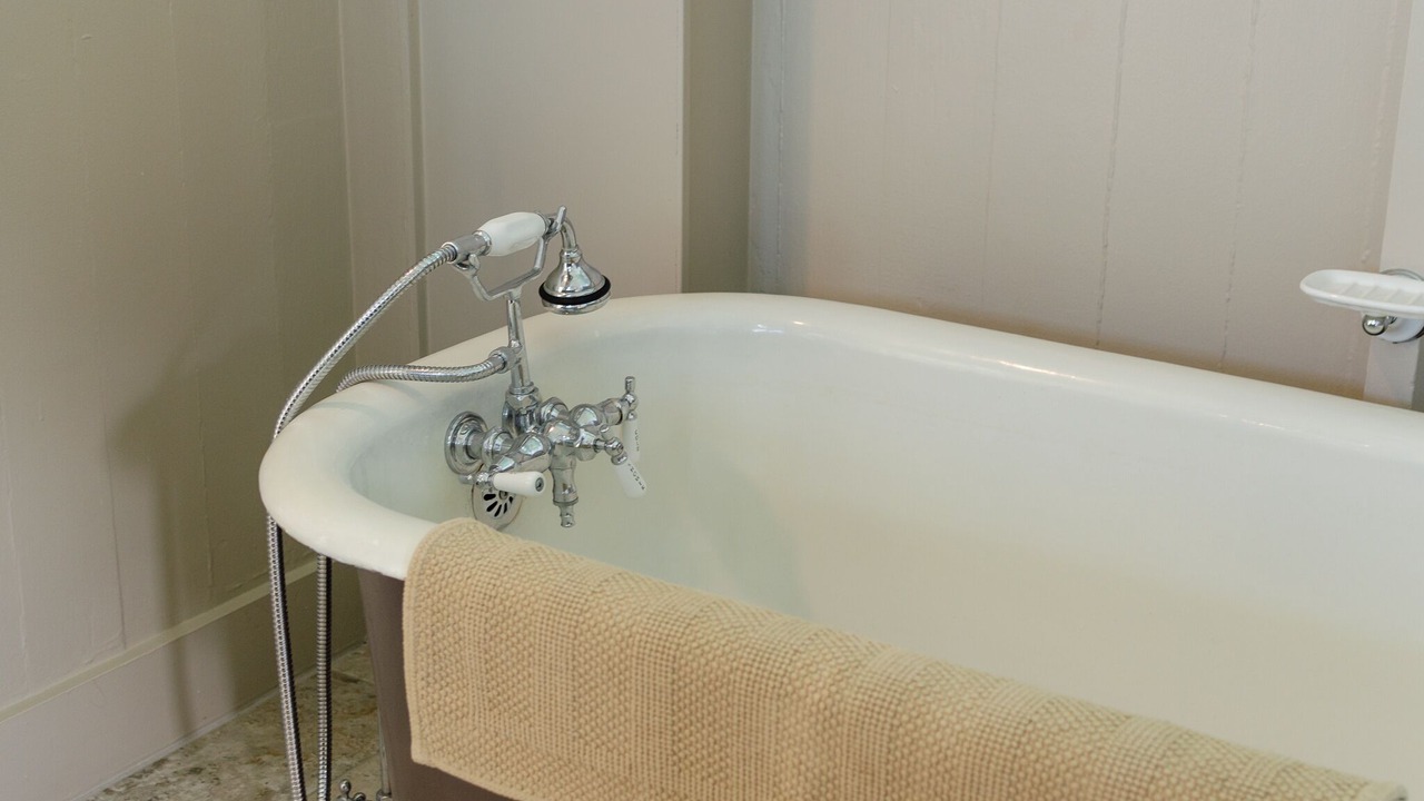 Photo of Bathroom in Hilo